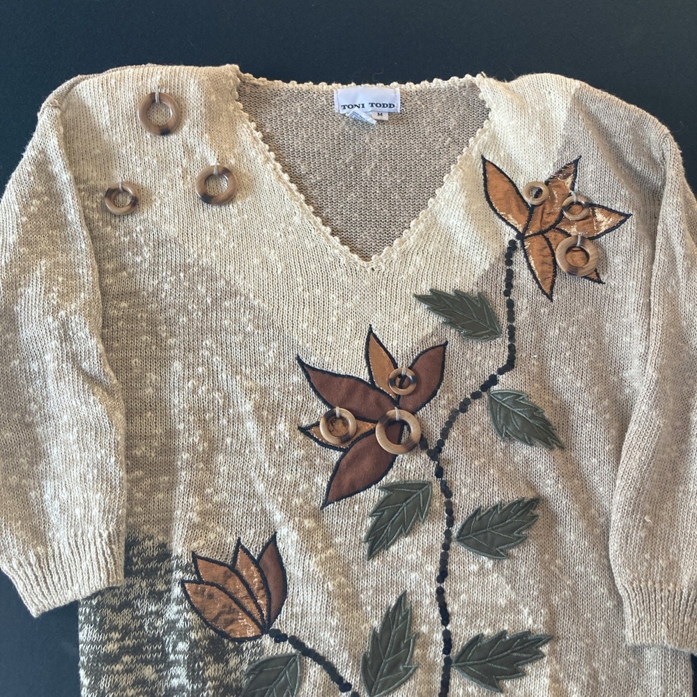 Vintage Toni Todd 3D Floral Appliqué Sweater Medium Ramie Cotton Wood Ring Art